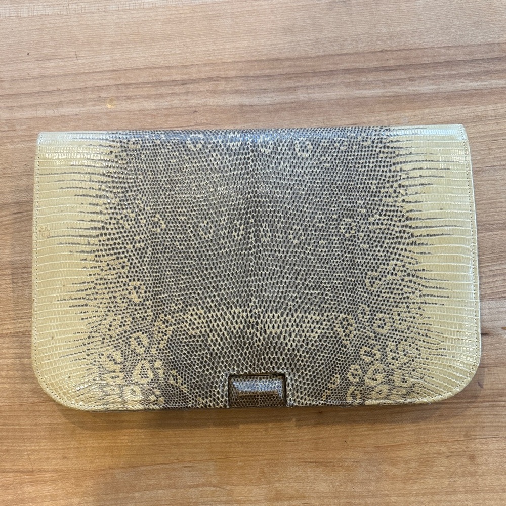 Elegant Neutral Snakeskin-Pattern Wristlet Clutch